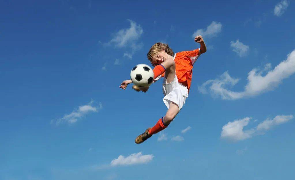 于根伟：今年拿第六的含金量高于去年，李嗣镕进球展现了潜力